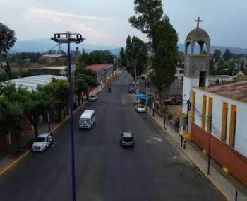 Rehabilitan avenidas principales de San Andrés Mixquic con inversión de más de 18 millones de pesos