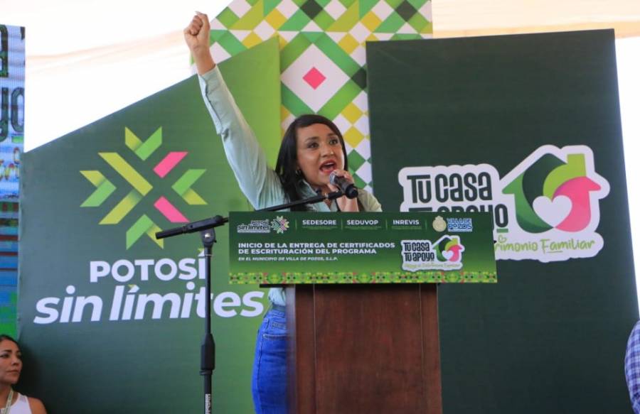 Entregan certificados de escrituración en Ciudad Satélite con el programa “Tu casa, tu apoyo”