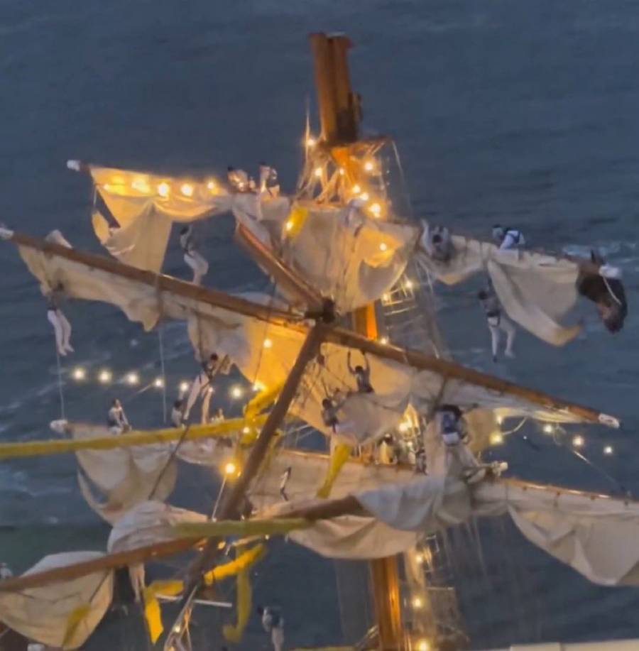 Pierden la vida dos tripulantes en el choque del buque mexicano Cuauhtemoc