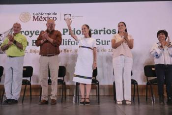 Ariadna Montiel se reúne con personal de enfermería del programa Salud Casa por Casa; afinan estrategia de prevención