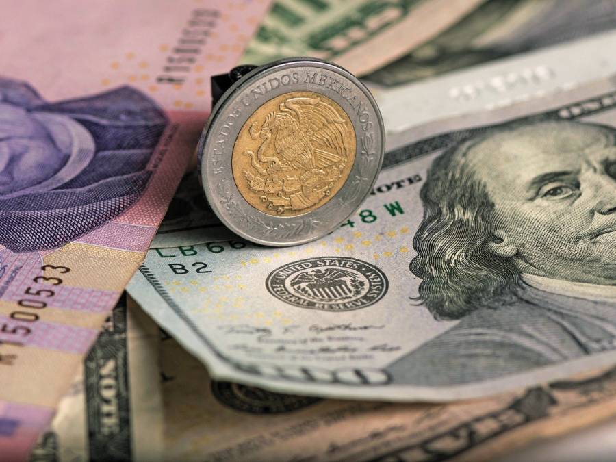 Peso mexicano alcanza nuevo mínimo del año frente al dólar
