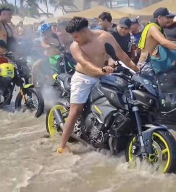 Sheinbaum buscará mayor regulación y orden en AcaMoto tras saldo fatal y desbordamiento del operativo en Acapulco
