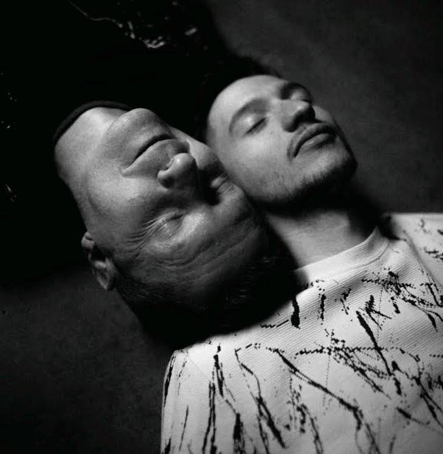 Ariza transforma los poemas de su padre en música en su nuevo álbum Magia En Dos 
