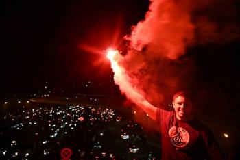 ¡París es una fiesta!: los hinchas del PSG celebran un título histórico