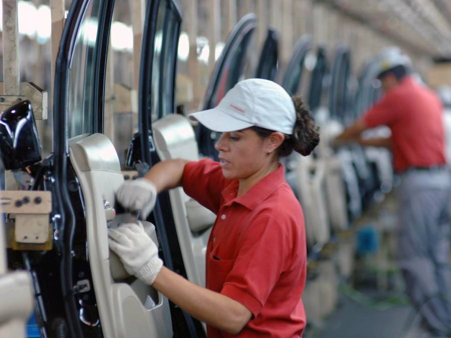 Incrementan PEA, desempleo e informalidad laboral en abril de 2025: INEGI
