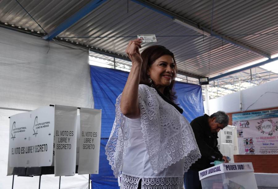 Clara Brugada participa en jornada electoral del Poder Judicial en la Ciudad de México 