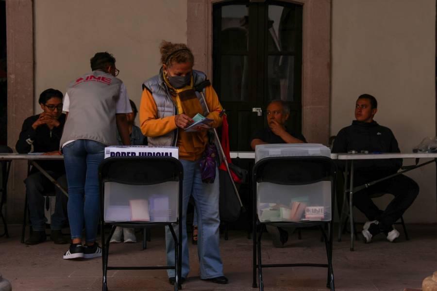 Ciudadanía podrá llevar anotaciones para votar por jueces en CDMX, confirma el IECM 