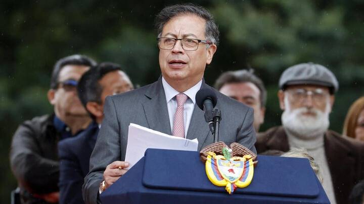 Gobierno de Colombia cancela viaje internacional del presidente tras atentado contra el senador Miguel Uribe Turbay  