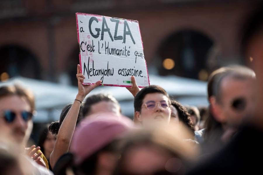 Activistas del barco con destino a Gaza llegan a aeropuerto israelí para ser deportados