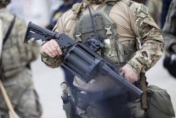 Los marines se despliegan en Los Ángeles antes de las protestas masivas contra Trump