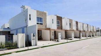 Infonavit permitirá a ocupantes de casas invadidas comprarlas a bajo costo