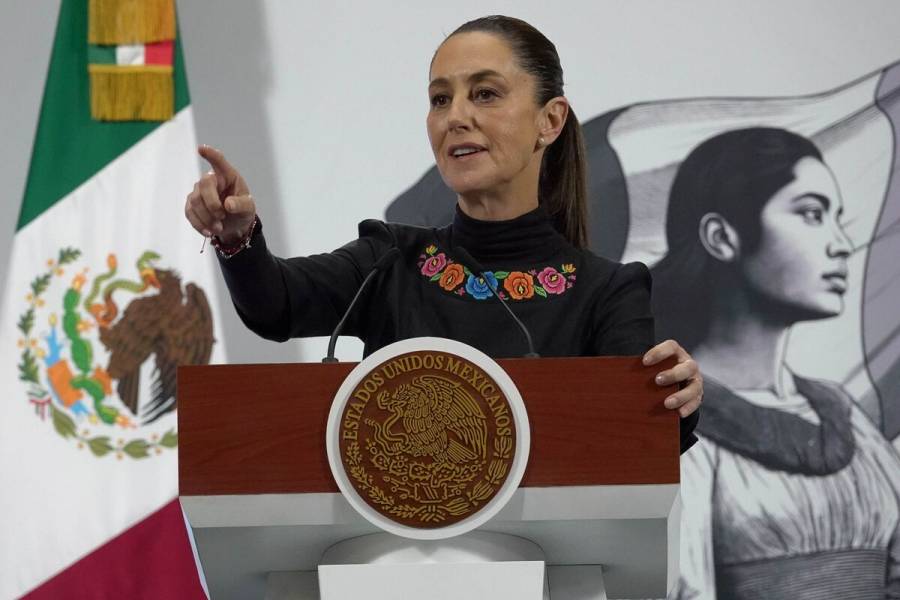 Sheinbaum cambia su agenda y se traslada a Oaxaca para coordinar ayuda tras huracán “Erick”