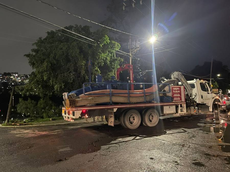 Descartan desbordamiento de presa Los Cuartos en Naucalpan; causa de inundación fue saturación del río: OAPAS