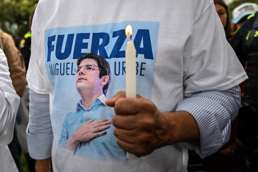 Precandidato colombiano Miguel Uribe será intervenido nuevamente; permanece en estado crítico