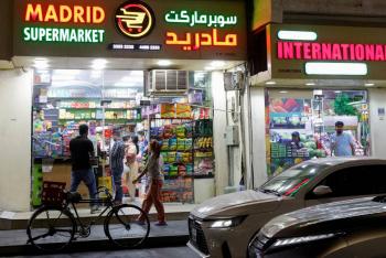 ONU alerta de miles de afganos saliendo de Irán rumbo a su país por guerra con Israel