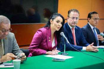 Gabriela Jiménez organiza mesa de trabajo “Propuestas y desafíos en materia aduanal”