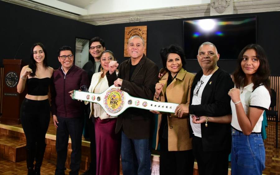 Congresistas de la CDMX firman cinturón blanco por la paz