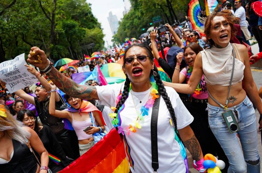 Récord de asistencia en la Marcha del Orgullo LGBT+ en CDMX: 800 mil participantes
