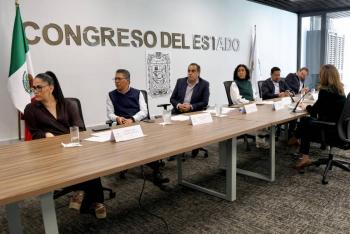Dialogan en el Congreso sobre comunicación de la ciencia política científica