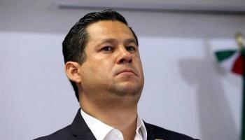 Senadores de Morena exigen indagar desvío millonario atribuido al exgobernador Diego Sinhue