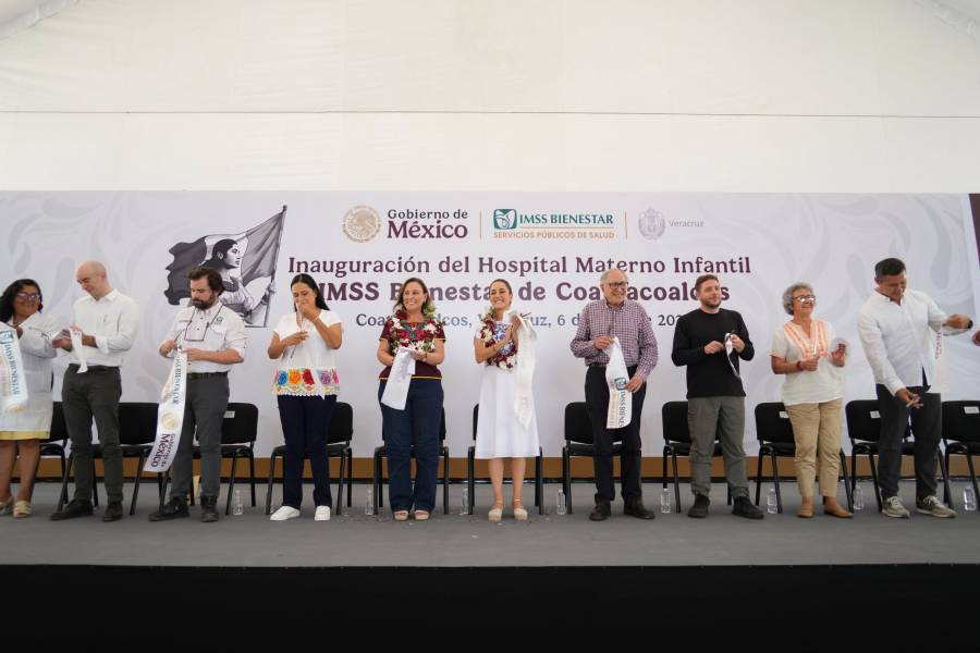 Presidenta ordena garantizar abasto de medicamentos y un expediente médico para cada mexicano al finalizar su sexenio