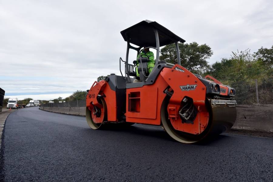 Atiende SICT 18 mil 855 baches y más de 11 mil km con programa Bachetón
