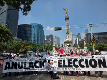 Ciudadanos y organizaciones civiles protestan en CDMX contra proceso de elección judicial
