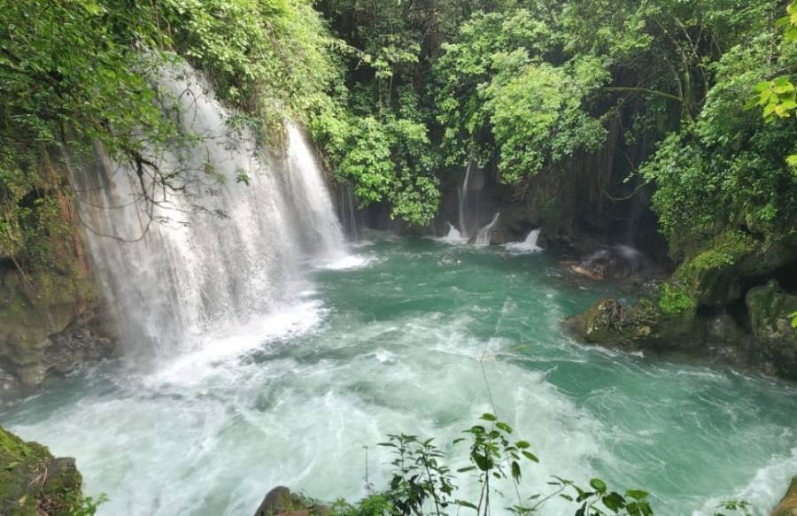 Reactivan actividades acuáticas en parajes de la Huasteca y la Región Media