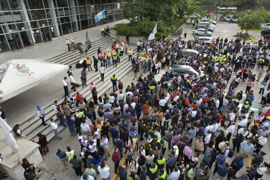 Tres fuertes sismos sacuden Guatemala y causan daños menores  