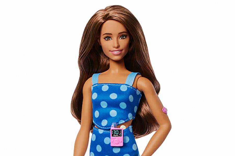 Mattel lanza una muñeca Barbie con diabetes