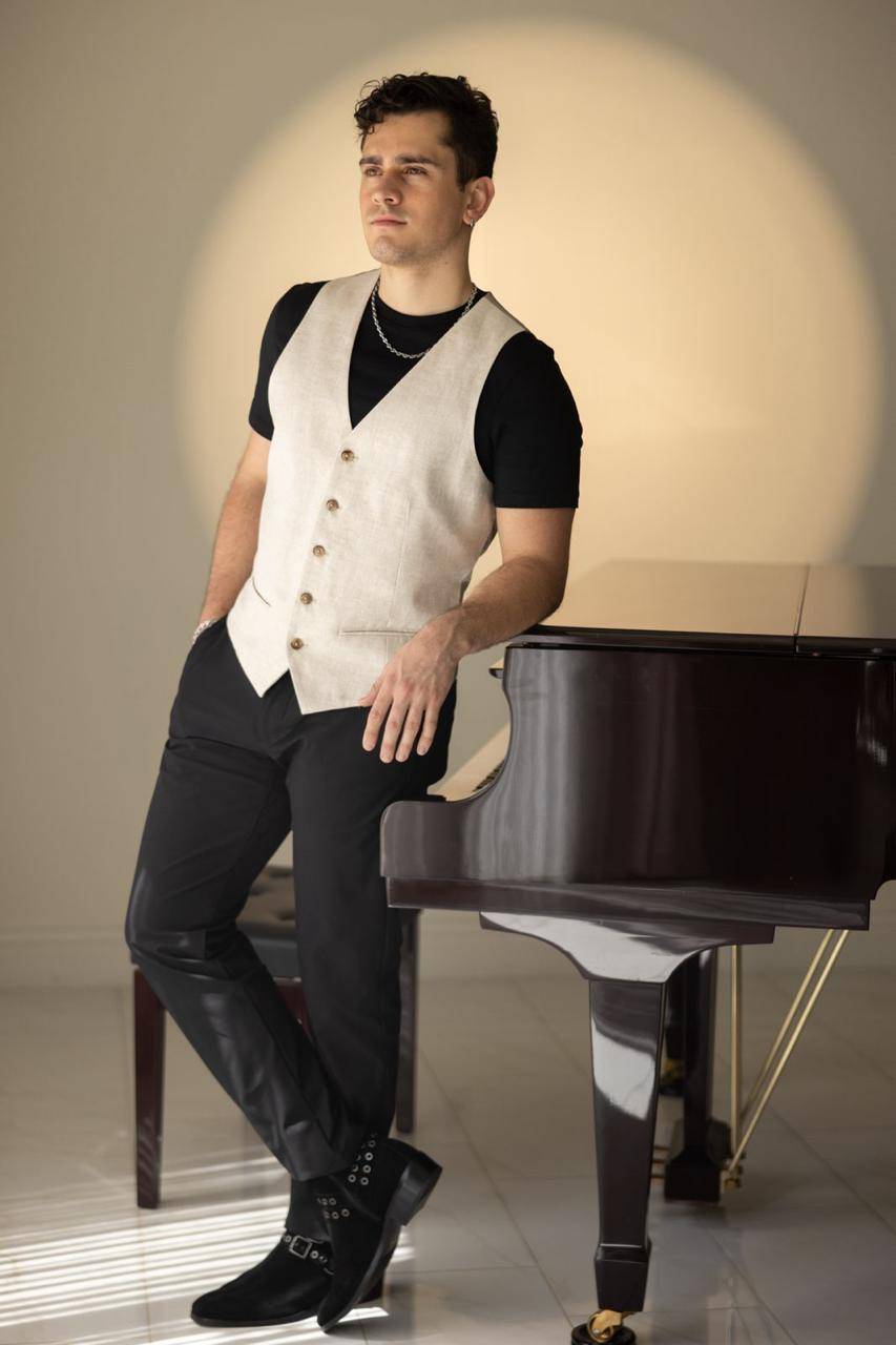 Nico Ruiz, el Crooner de la Nueva Generaci&oacute;n, se presentar&aacute; en el Lunario