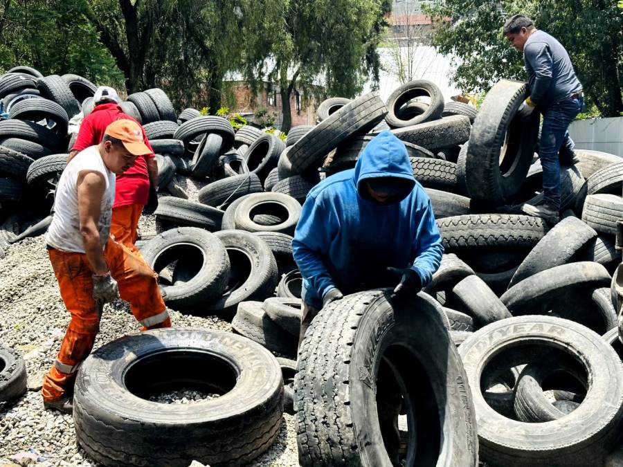 Gustavo A. Madero retira más de 20 toneladas de llantas con el primer “Llantatón”