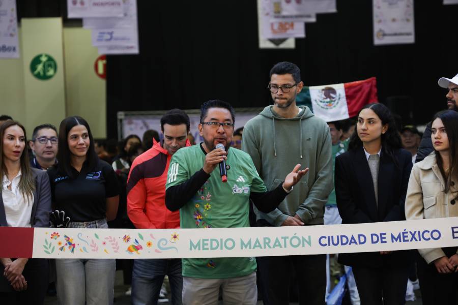 CDMX inaugura la Expo Medio Maratón BBVA 2025 en el World Trade Center