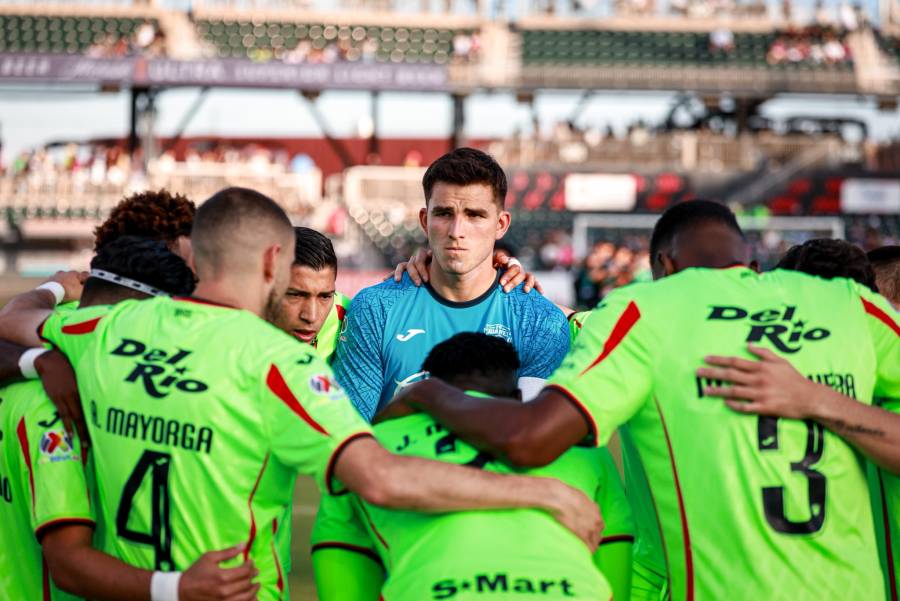 Pizarro salva a Bravos con empate ante América en debut del Apertura 2025
