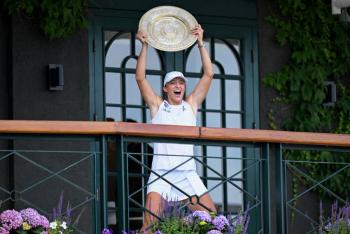 Swiatek barre a Anisimova y logra su primer título de Wimbledon