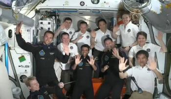 Regresan a Tierra los astronautas de India, Polonia, Hungría y EEUU
