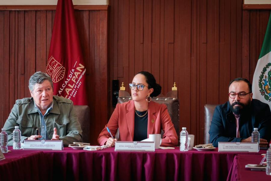 Reunión con locatarios del Mercado Miguel Hidalgo por trazado de la Línea 4 del Cablebús en Tlalpan
