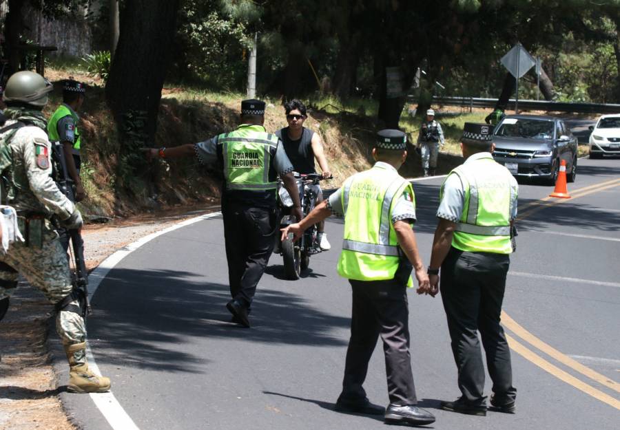 Hoy no circula miércoles 16 de Julio 2025 engomado rojo y placas tres y cuatro suspendidas en CDMX y Edomex 