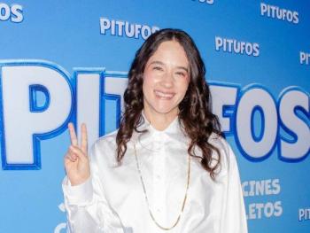 Ximena Sariñana se convierte en una líder aguerrida en “Los pitufos”