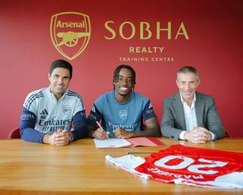 Madueke deja el Chelsea y ficha por el Arsenal