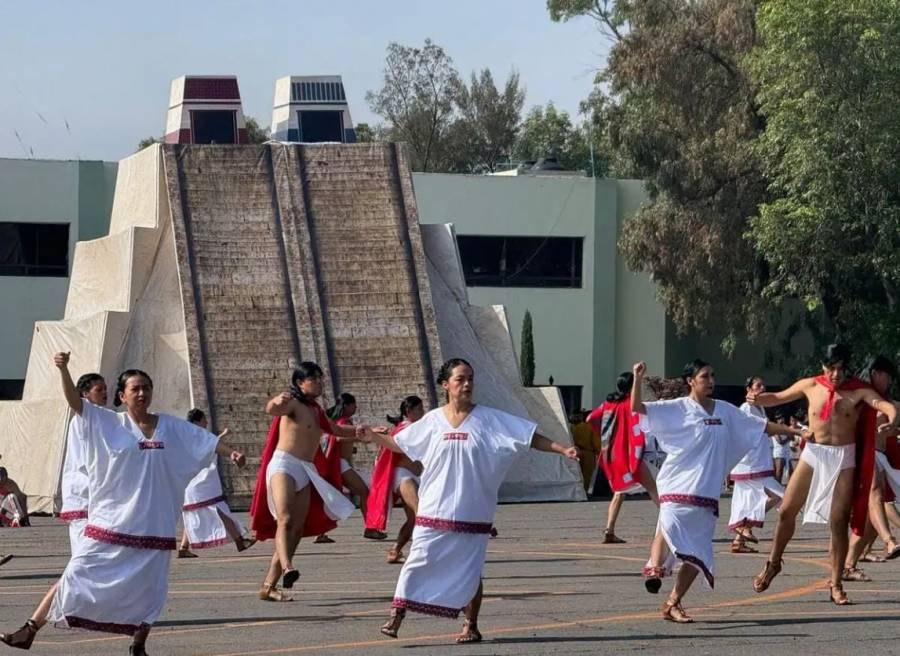 CDMX celebra 700 años de la fundación de México-Tenochtitlan con homenaje monumental en el Zócalo