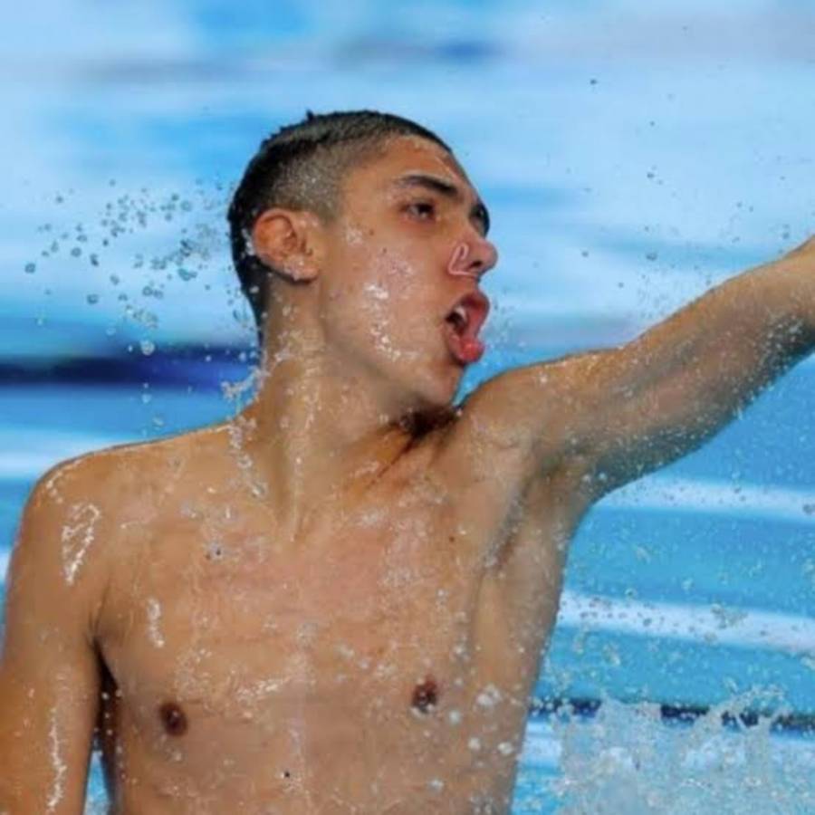 Diego Villalobos conquista bronce en el Mundial de Natación Artística en Singapur