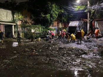 Autoridades de salud brindan atenci&oacute;n integral en Lomas Quebradas tras intensas lluvias