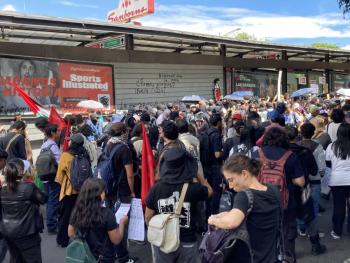 Vecinos y colectivos marchan en Tlalpan contra la gentrificaci&oacute;n en el sur de la CDMX