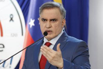 Venezuela denuncia golpizas y abusos a migrantes en megac&aacute;rcel salvadore&ntilde;a