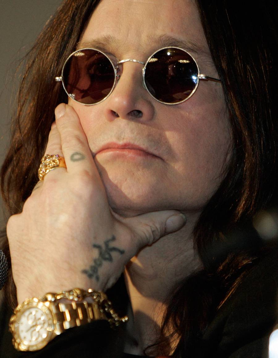 El l&iacute;der de Black Sabbath, Ozzy Osbourne, muri&oacute; a los 76 a&ntilde;os