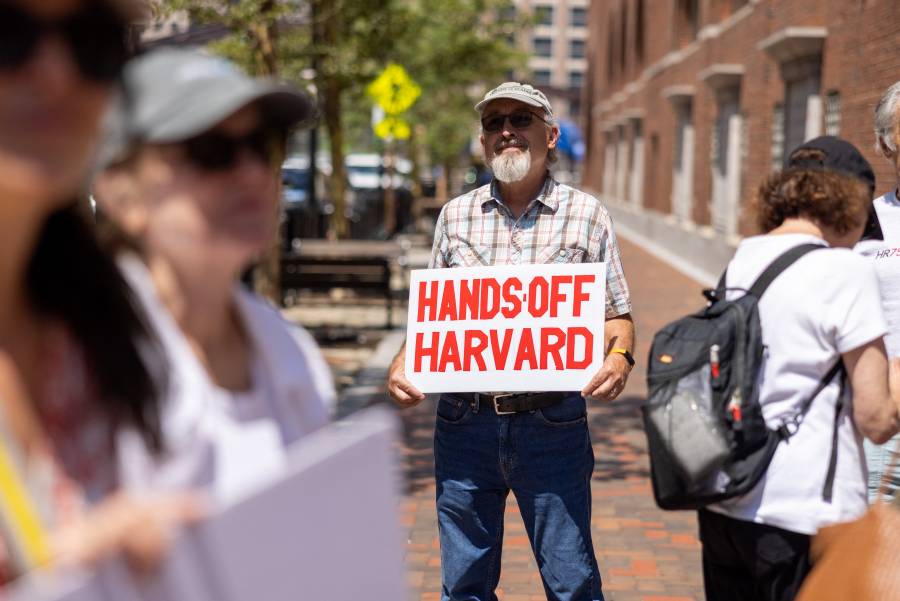 El gobierno estadounidense investiga a Harvard