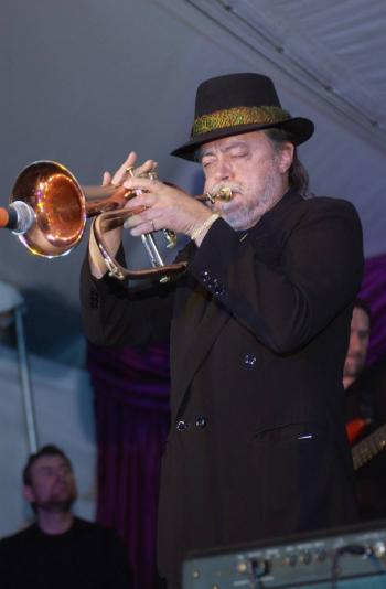 Fallece Chuck Mangione, c&eacute;lebre trompetista y compositor de jazz, a los 84 a&ntilde;os