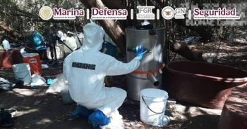 Semar decomisa 4.9 toneladas de metanfetamina y desmantela dos narcolaboratorios en Culiac&aacute;n