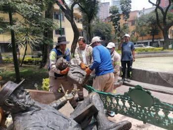 Congreso de CDMX pide investigar a alcaldesa de Cuauht&eacute;moc por retiro de esculturas de Fidel y el Che